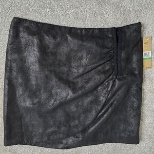 DKNY Chic Black Shimmer Skirt Size Large
